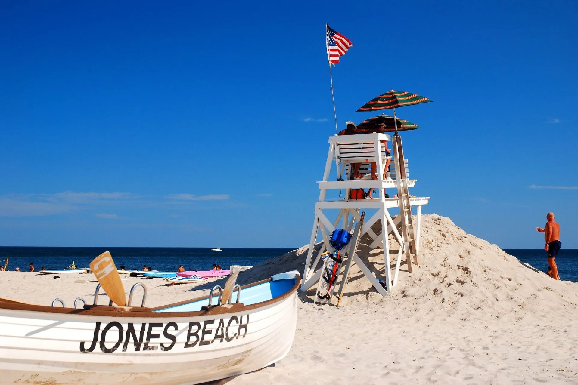 Jones Beach lifeguard stand and rescue boat